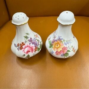 Salt & Pepper Set Derby Posies by ROYAL CROWN DERBY Bone China Vintage